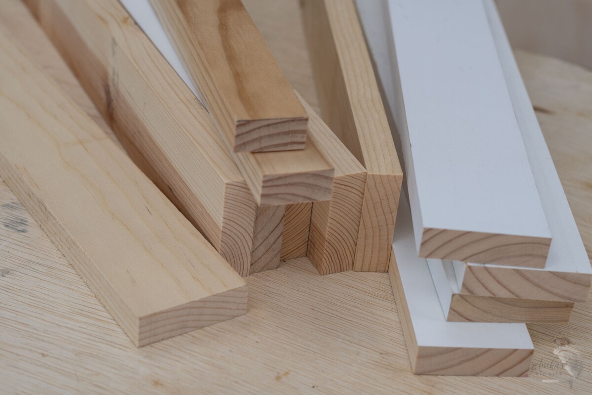 close up of dimensional lumber on workbench