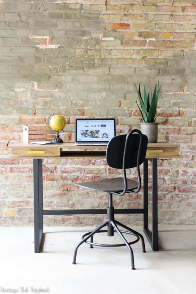 DIY modern desk made from plywood with 2 hidden storage spaces 