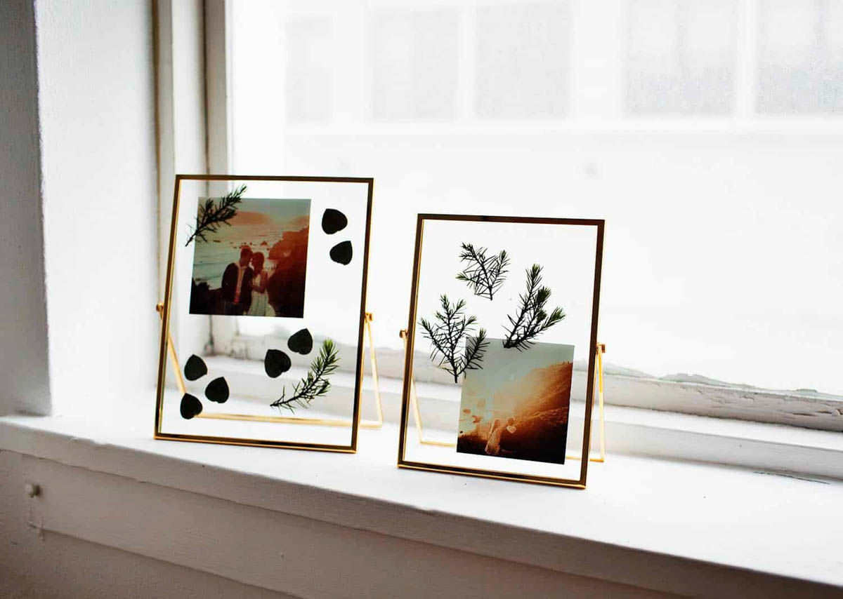 Two pressed plant DIY photo frames
