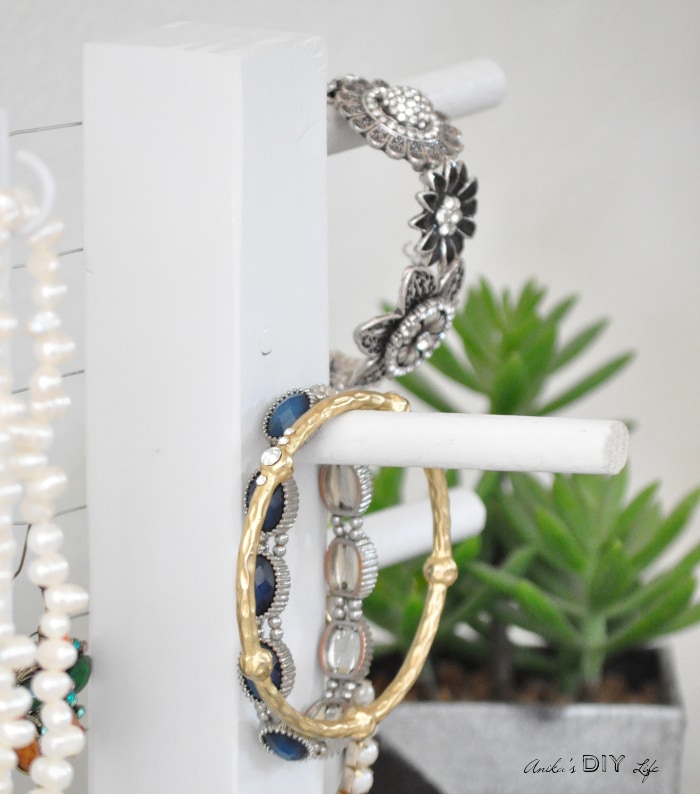Make an easy and simple DIY Jewelry holder that works perfectly as a bracelet organizer